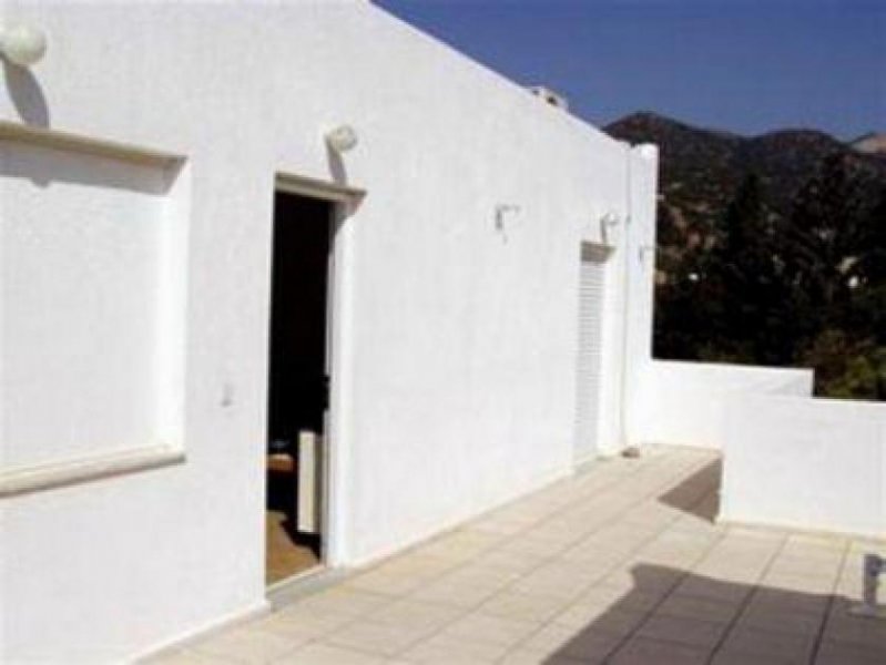 Agios Nikolaos Kreta, Agios Nikolaos: Schöne Ferienwohnungen mit Pool, Garten und Meernähe Gewerbe kaufen